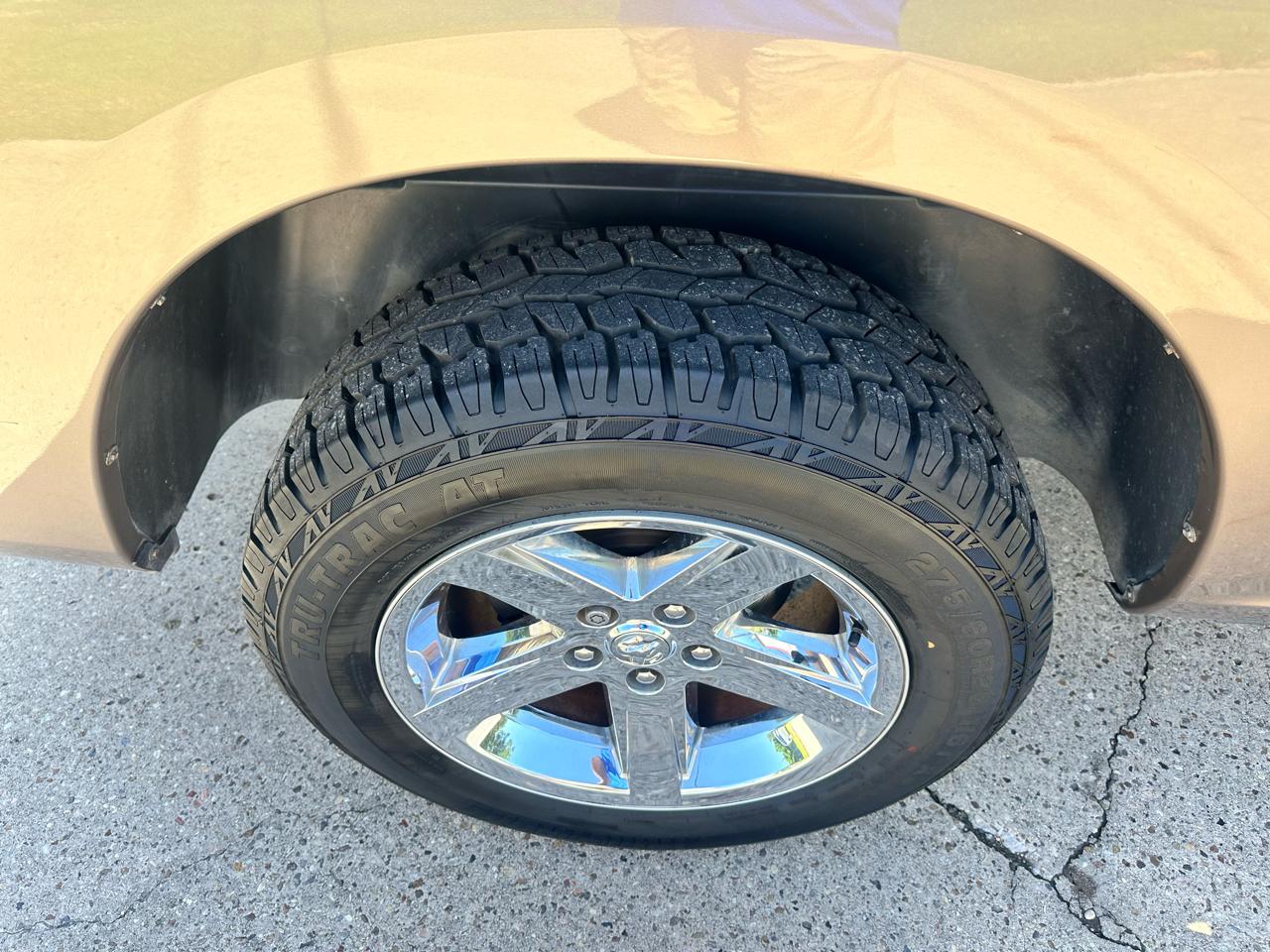 Dodge Ram 1500 2WD Crew Cab 140.5" SLT 2009