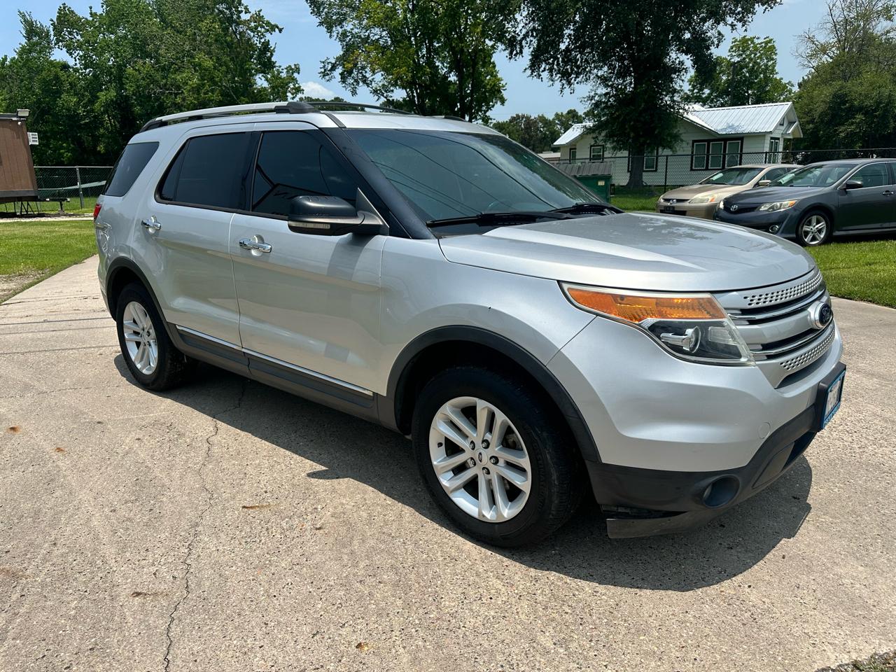 Ford Explorer FWD 4dr XLT 2013