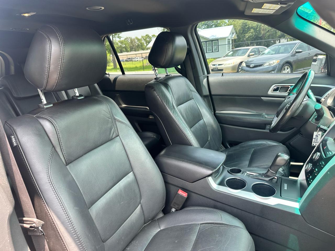 Ford Explorer FWD 4dr XLT 2013