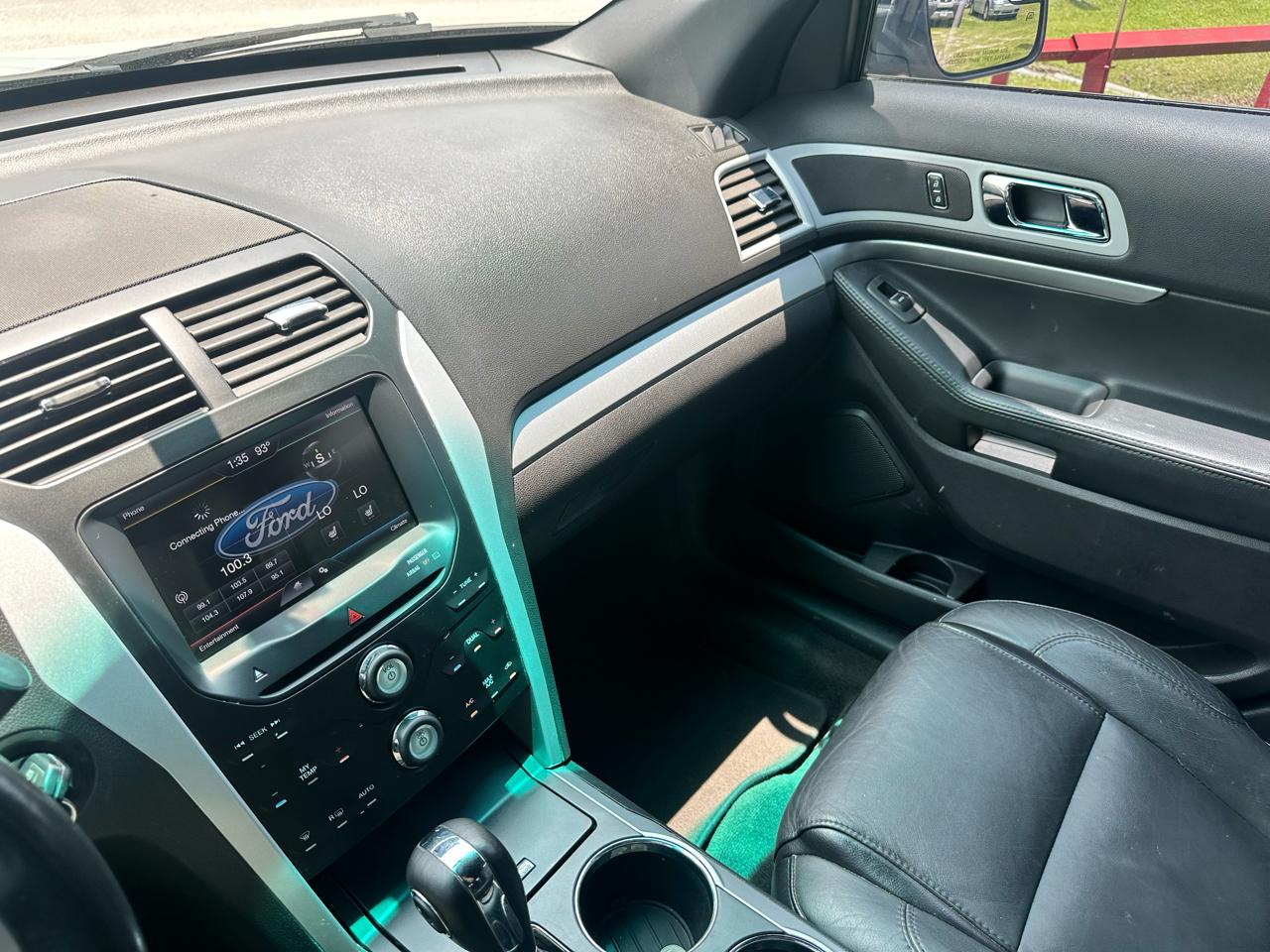 Ford Explorer FWD 4dr XLT 2013