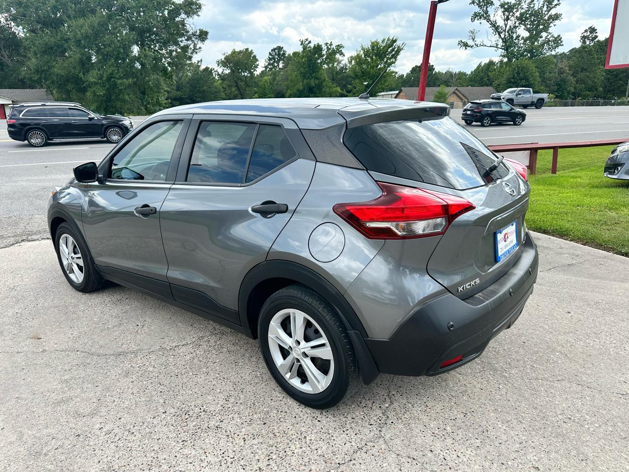 Nissan Kicks S FWD 2020