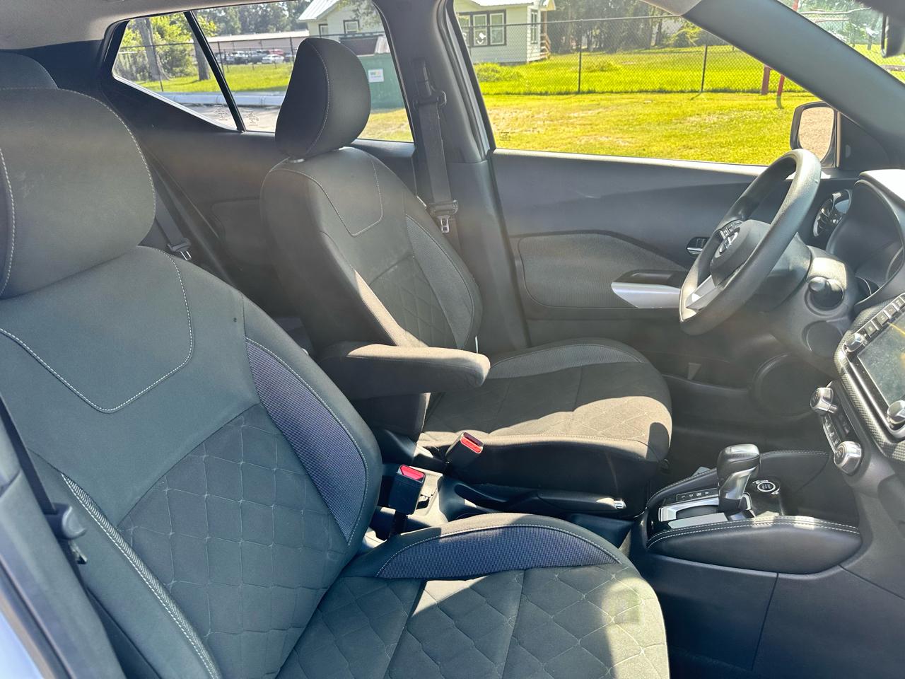 Nissan Kicks SV FWD 2019