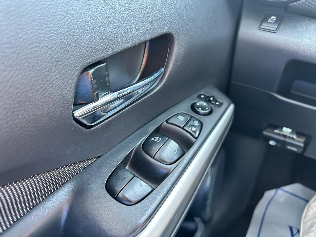 Nissan Kicks SV FWD 2019