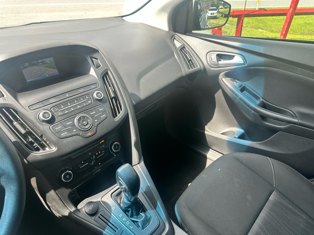 Ford Focus SE Sedan 2018