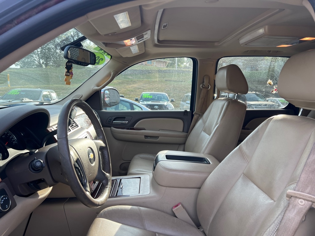 Chevrolet Suburban LTZ 1500 4WD 2009 Chevrolet Suburban LTZ 1500 4WD 2009