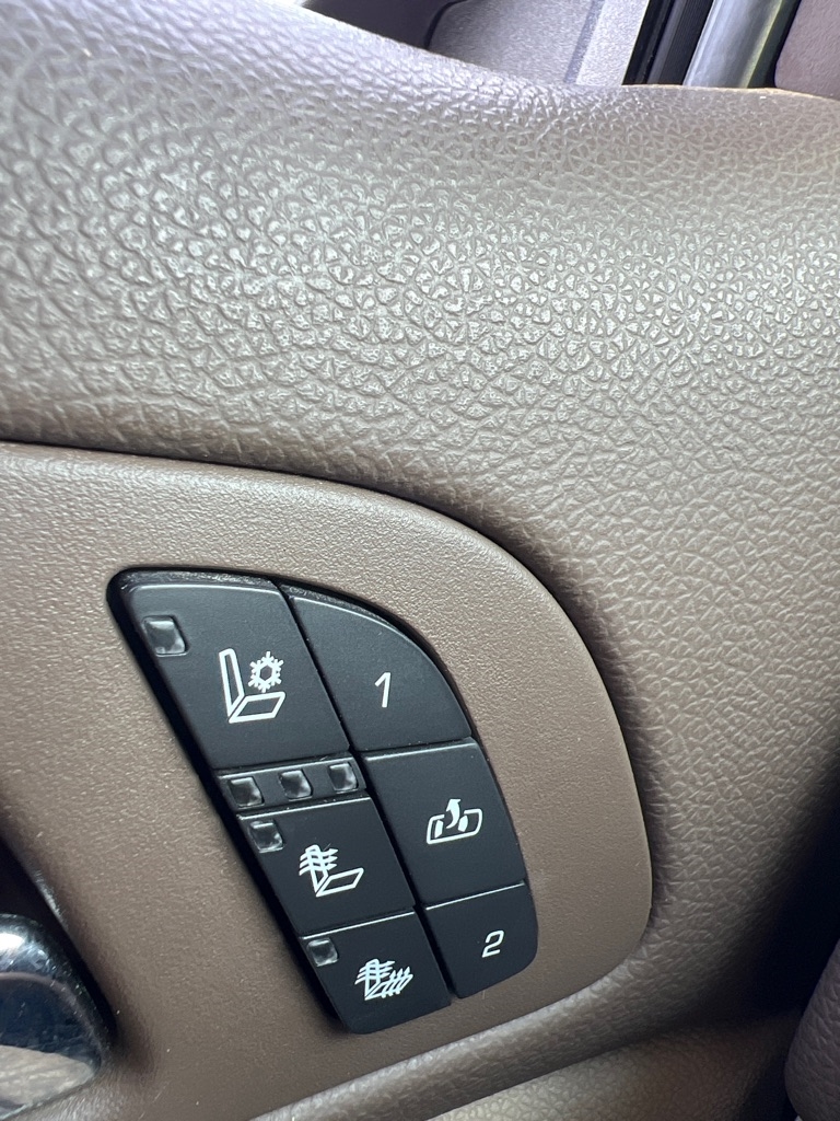 Chevrolet Suburban LTZ 1500 4WD 2009 Chevrolet Suburban LTZ 1500 4WD 2009