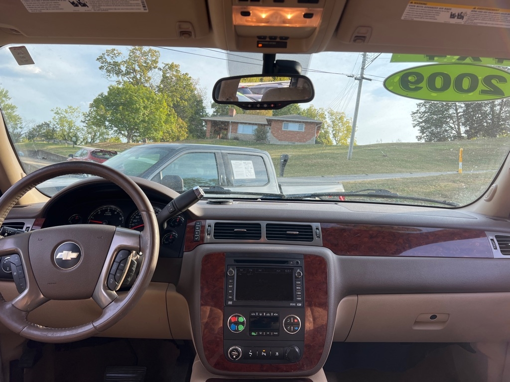 Chevrolet Suburban LTZ 1500 4WD 2009 Chevrolet Suburban LTZ 1500 4WD 2009