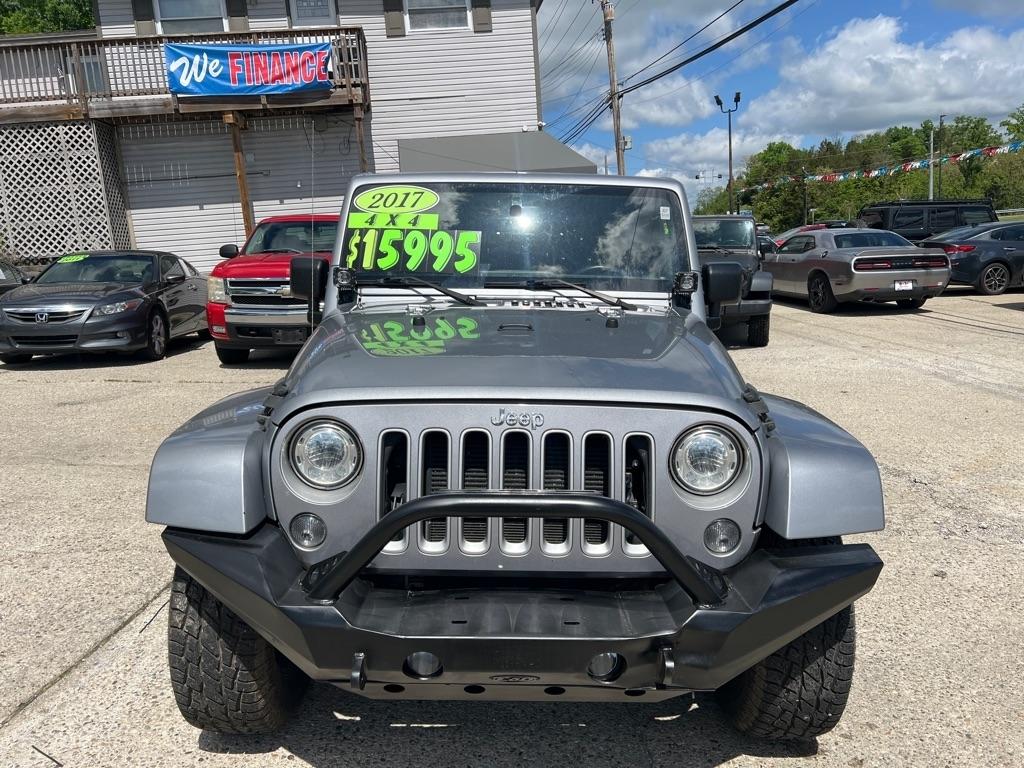 Jeep Wrangler Unlimited Sahara 4WD 2017