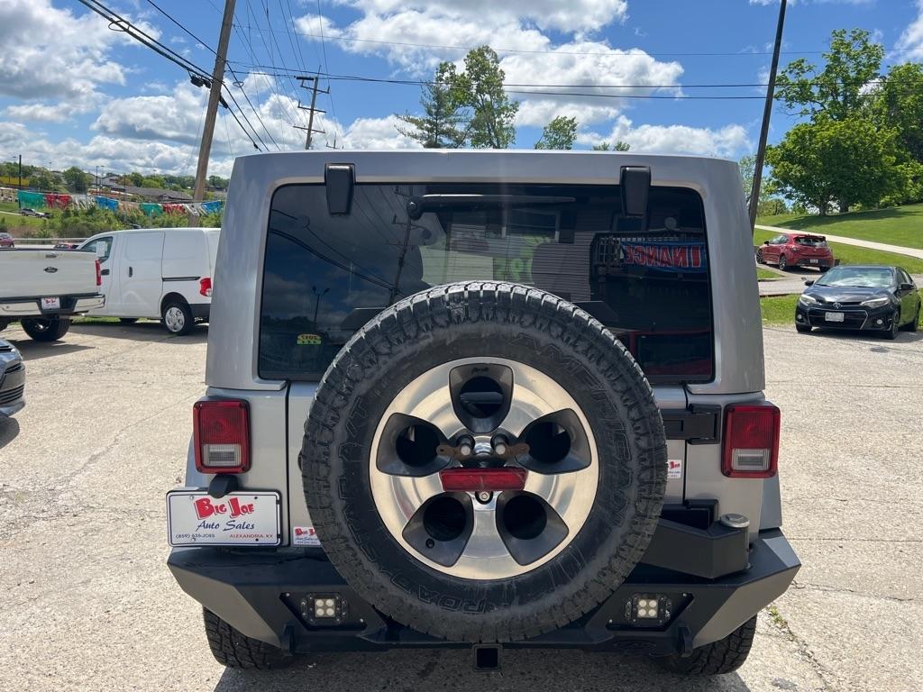 Jeep Wrangler Unlimited Sahara 4WD 2017