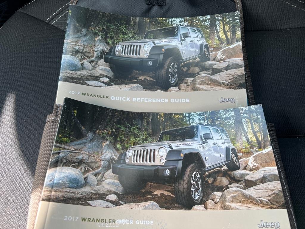 Jeep Wrangler Unlimited Sahara 4WD 2017
