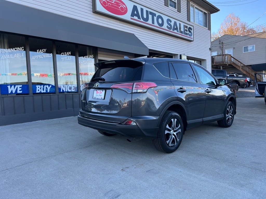 Toyota RAV4 LE FWD 2018 Toyota RAV4 LE FWD 2018