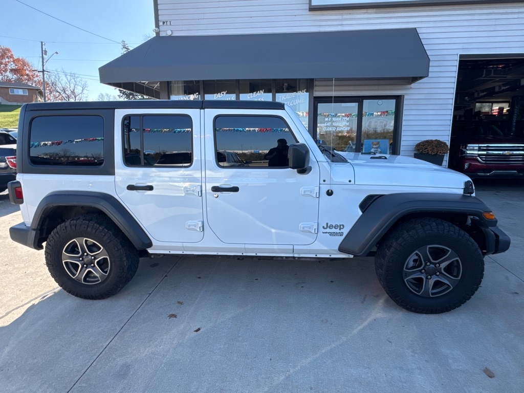Jeep Wrangler Unlimited Sport 2018