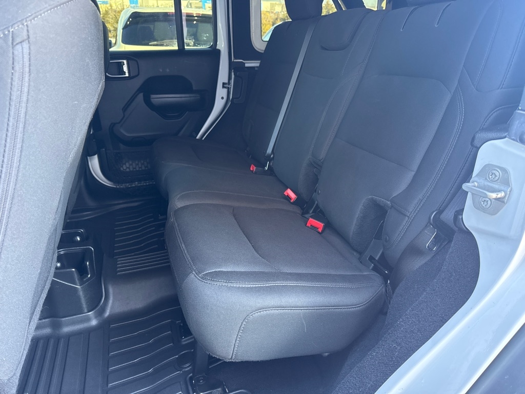 Jeep Wrangler Unlimited Sport 2018