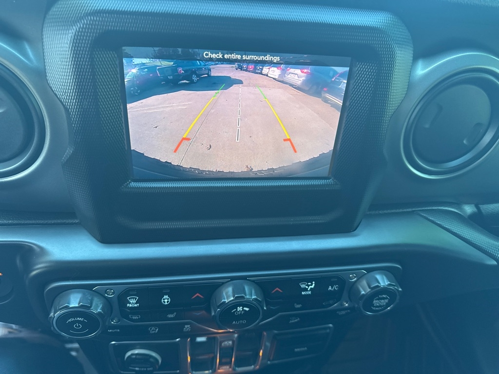 Jeep Wrangler Unlimited Sport 2018