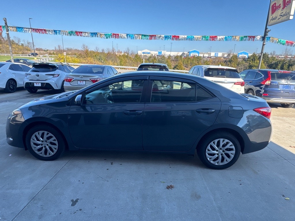 Toyota Corolla L CVT 2019