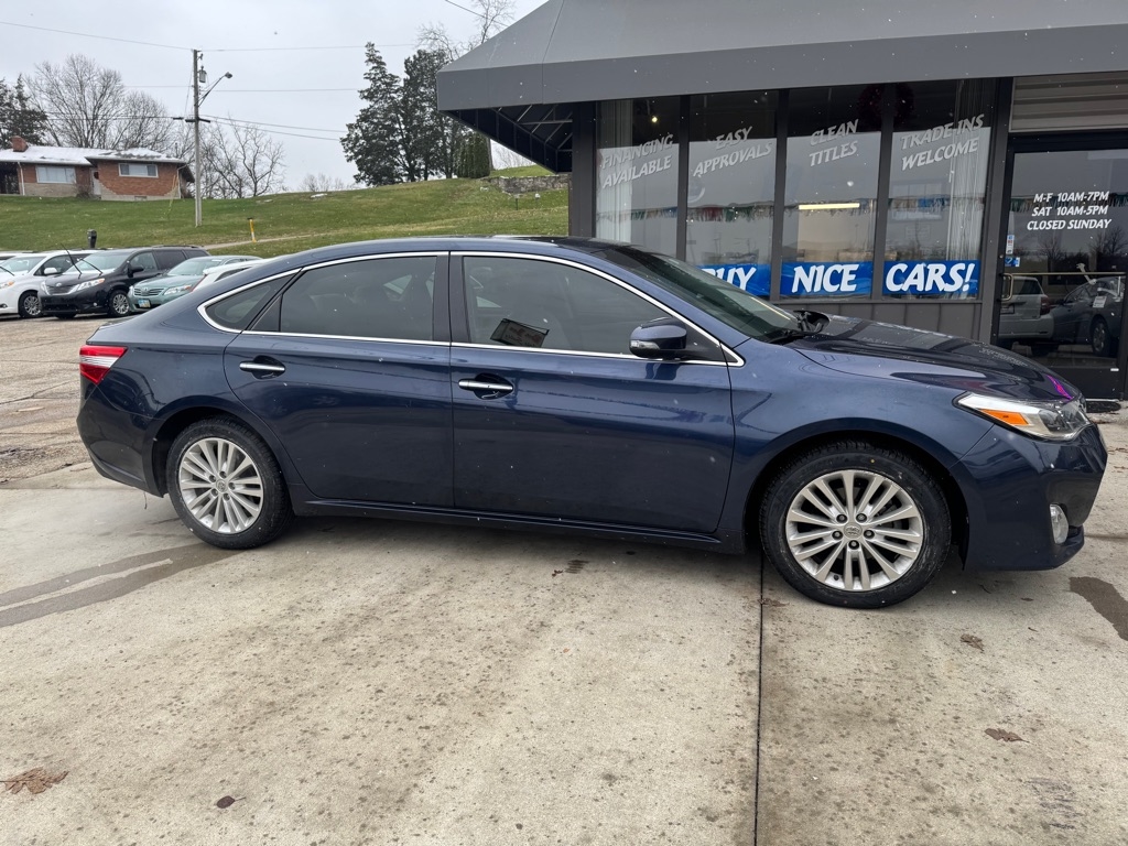 Toyota Avalon Hybrid XLE Touring 2014