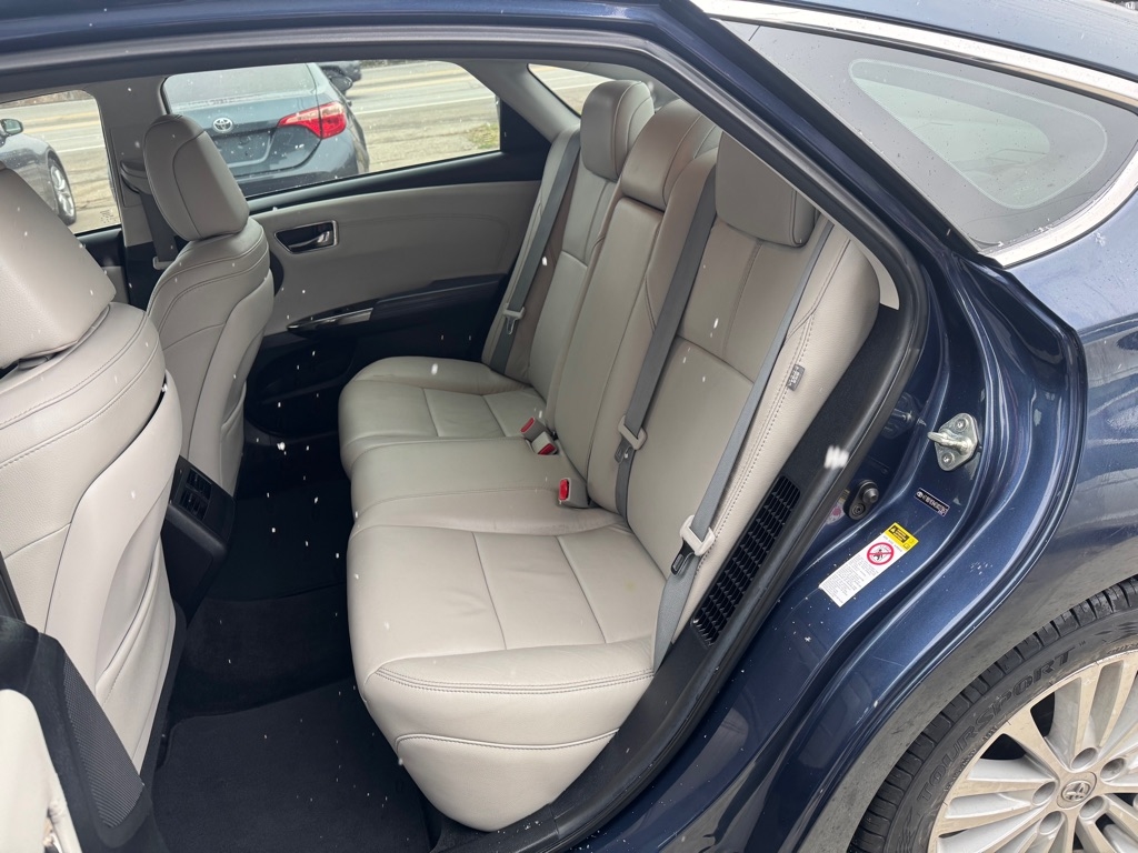 Toyota Avalon Hybrid XLE Touring 2014