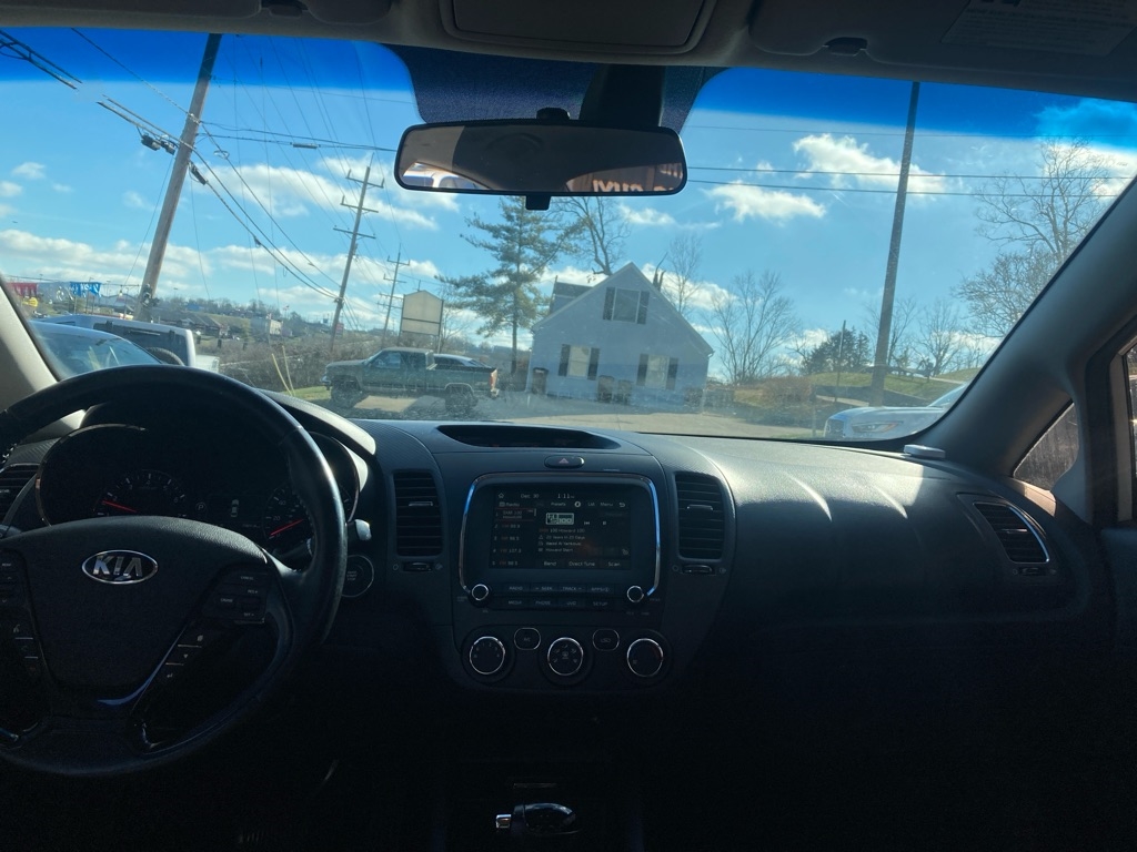 Kia Forte LX 6A 2017