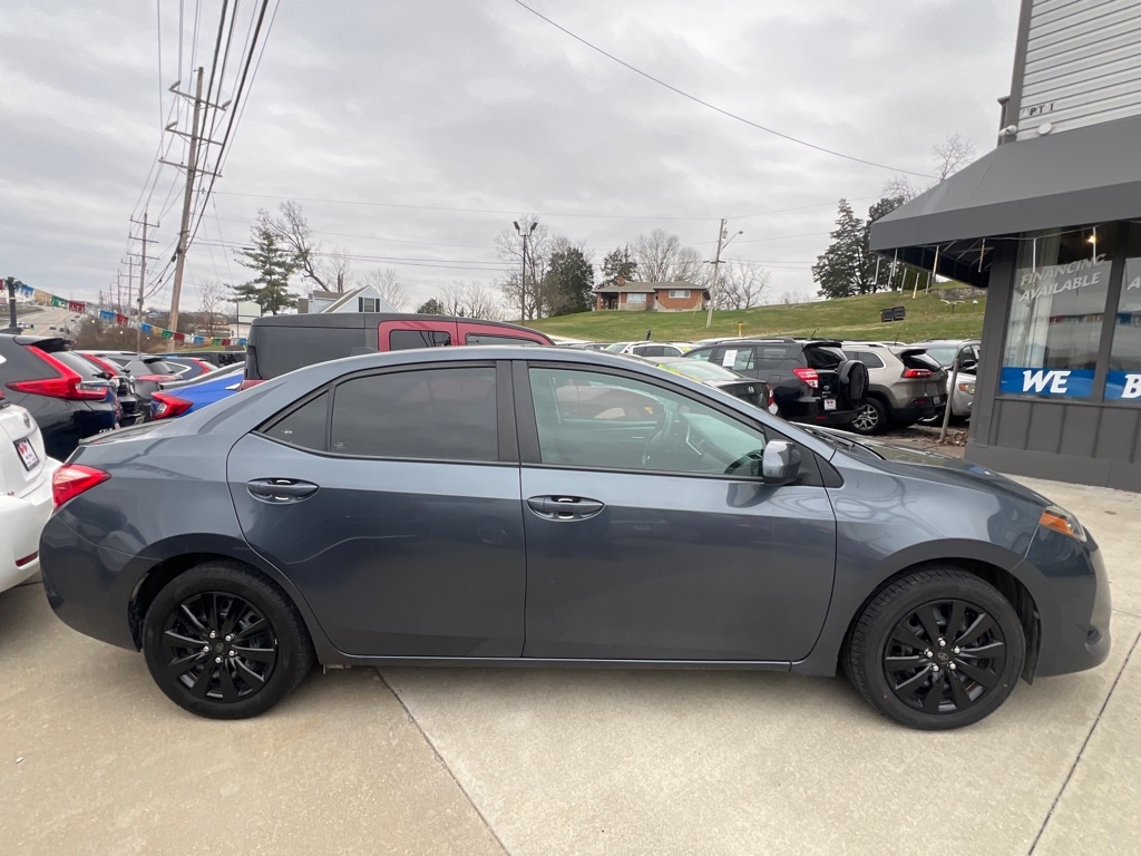 Toyota Corolla L CVT 2019