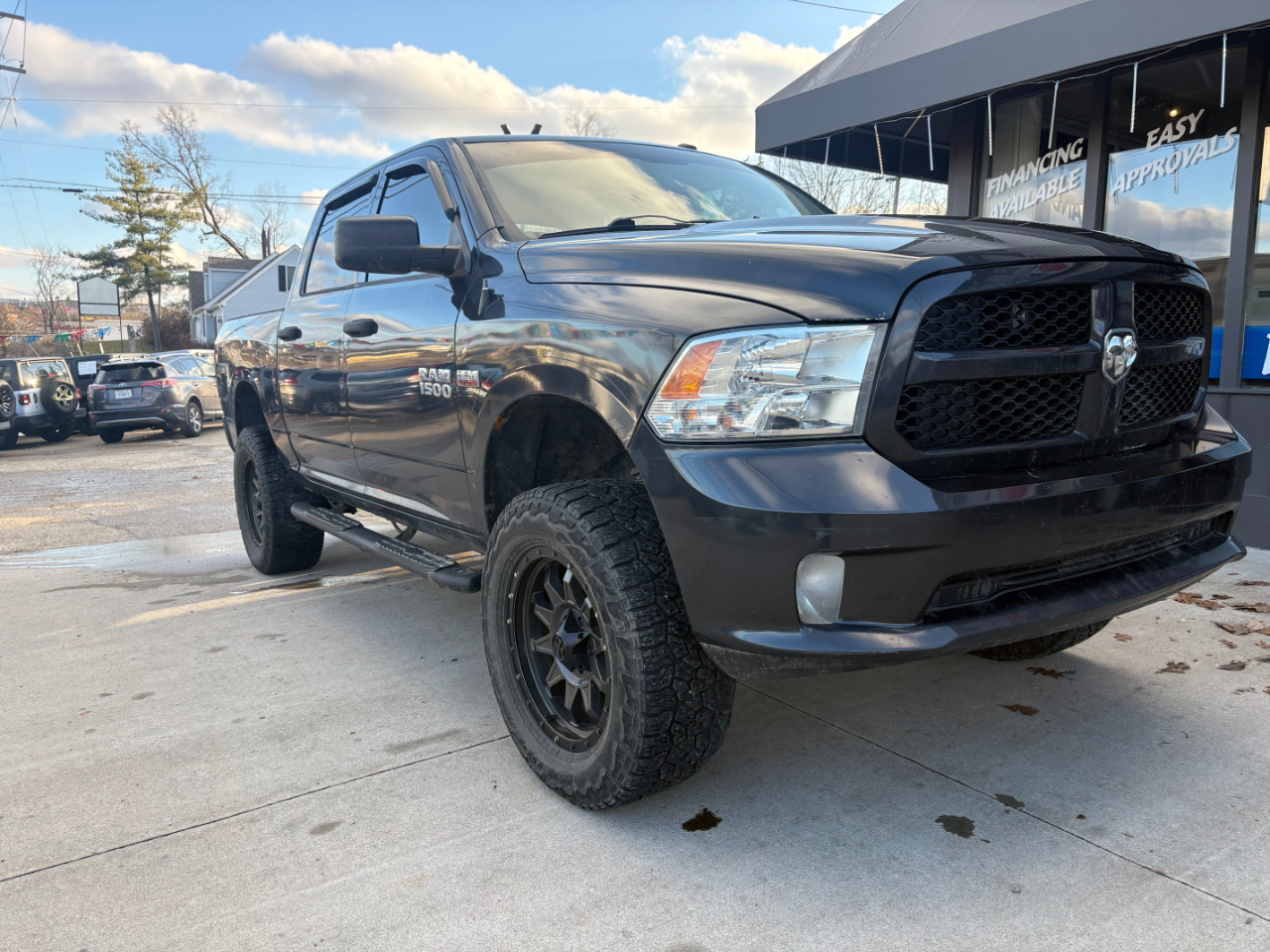 RAM 1500 SLT Crew Cab SWB 4WD 2014
