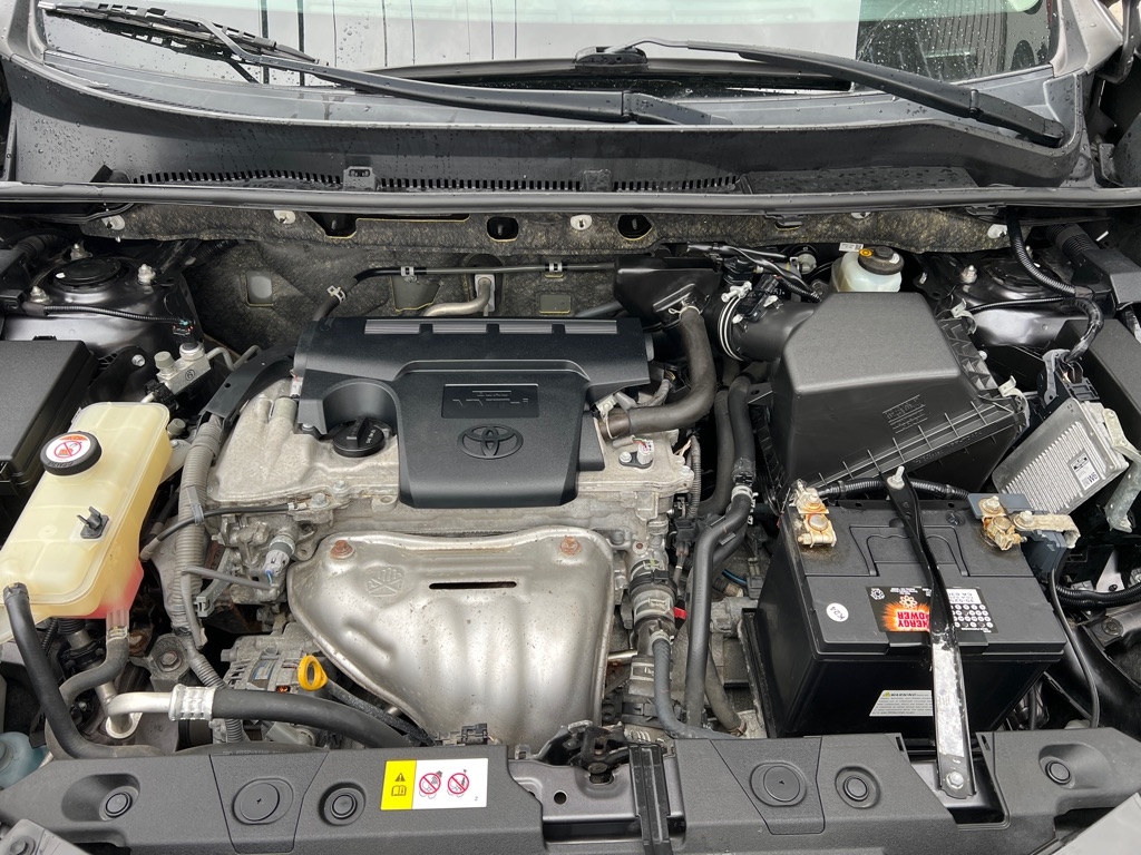 Toyota RAV4 XLE FWD 2018