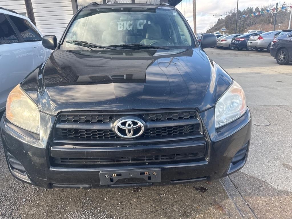 Toyota RAV4 Base I4 4WD 2012