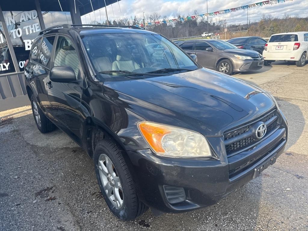 Toyota RAV4 Base I4 4WD 2012