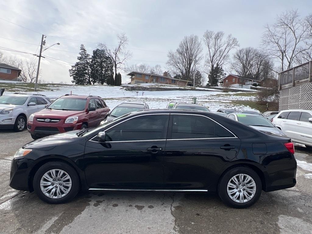 Toyota Camry SE 2012