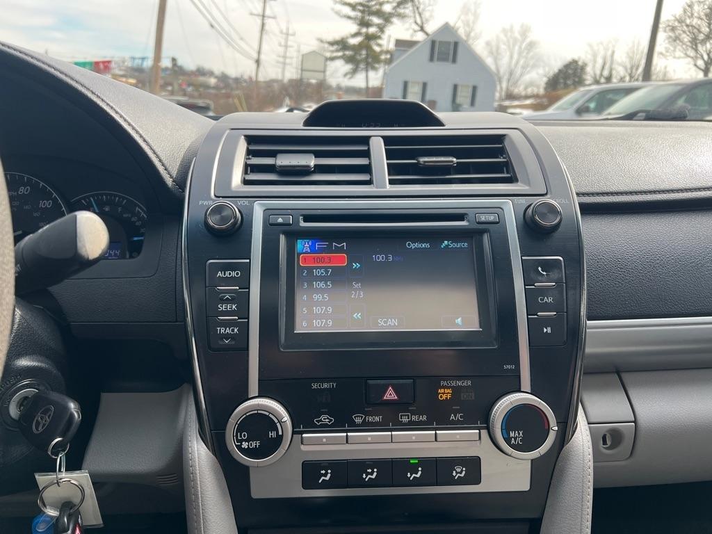 Toyota Camry SE 2012