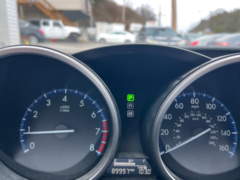 Mazda MAZDA3 i Grand Touring MT 5-Door 2013