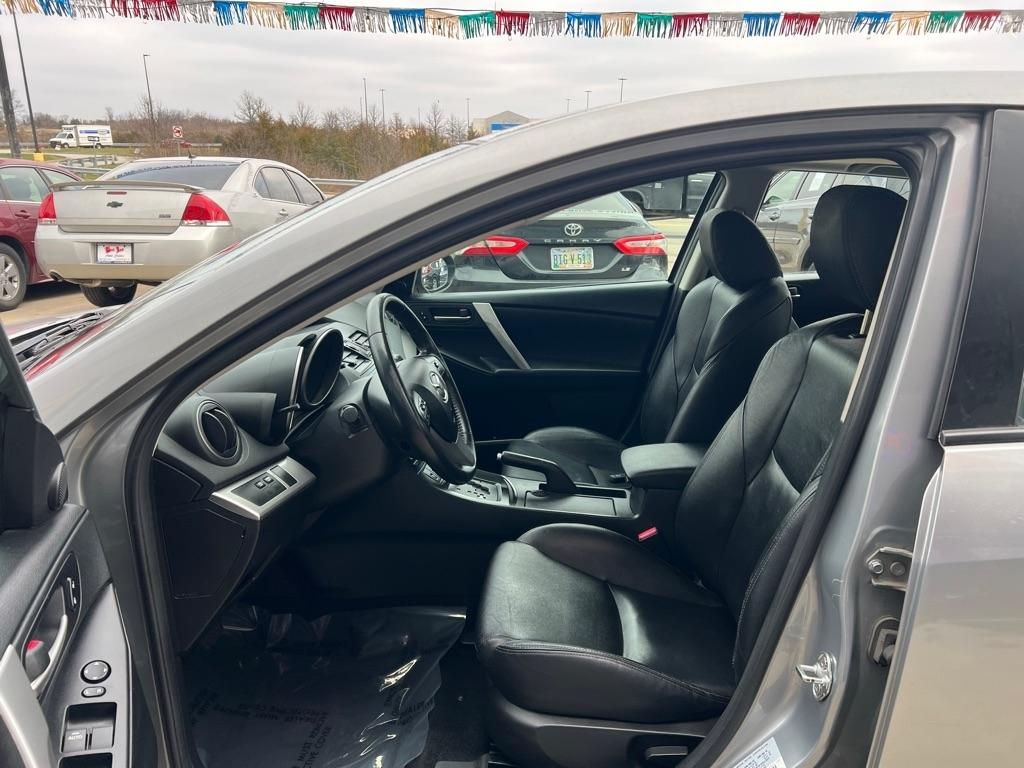 Mazda MAZDA3 i Grand Touring AT 5-Door 2013