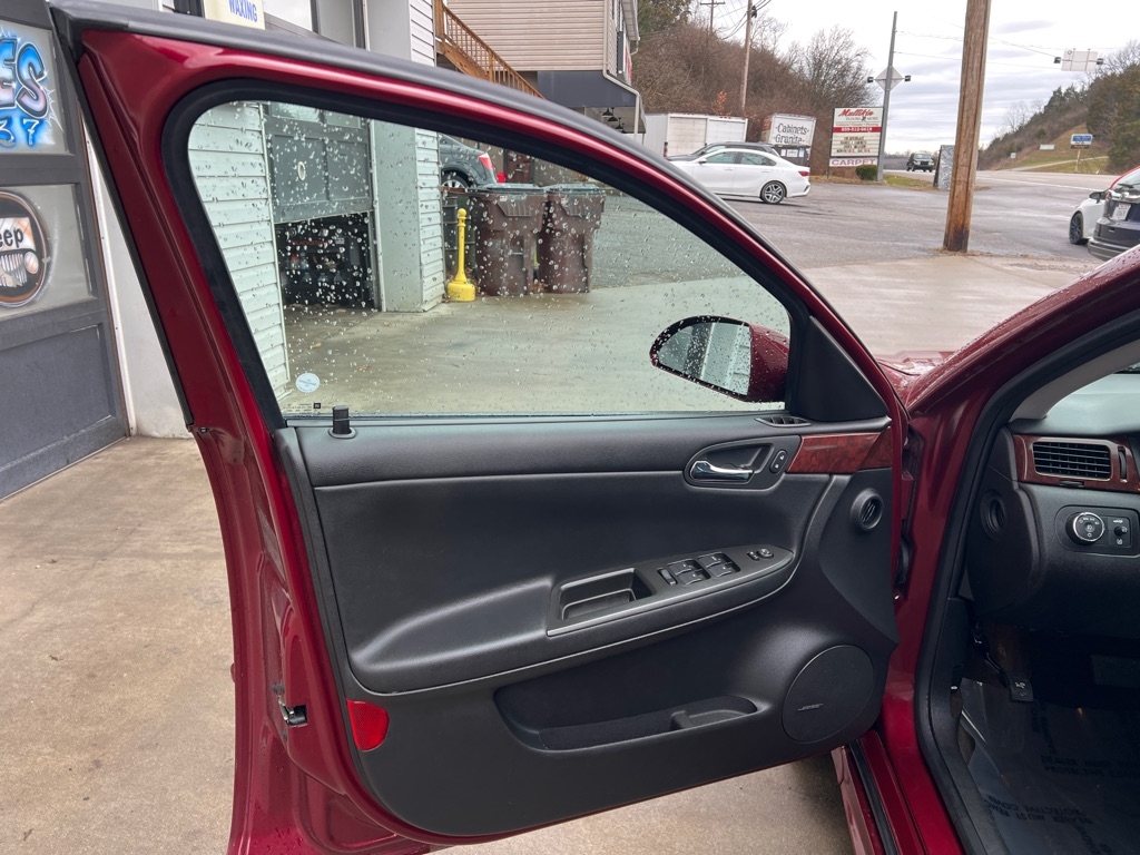 Chevrolet Impala LT 2010