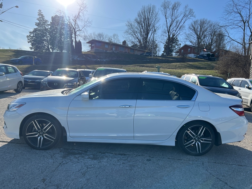 Honda Accord Touring V6 Sedan 6-Spd AT 2017