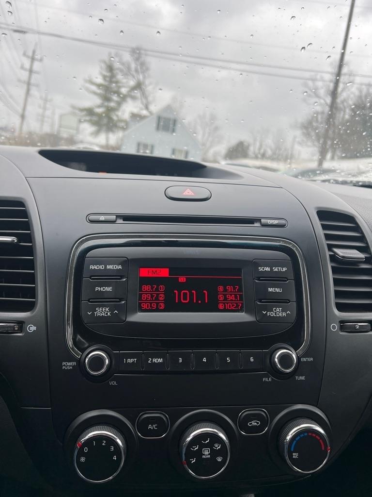 Kia Forte LX 5D Hatchback 2018