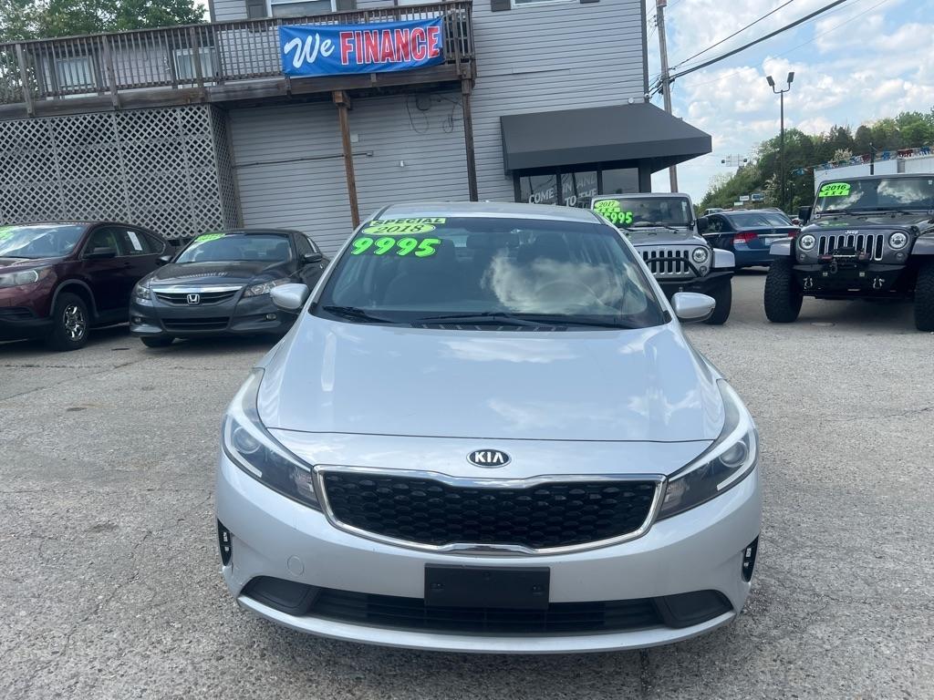 Kia Forte LX 5D Hatchback 2018