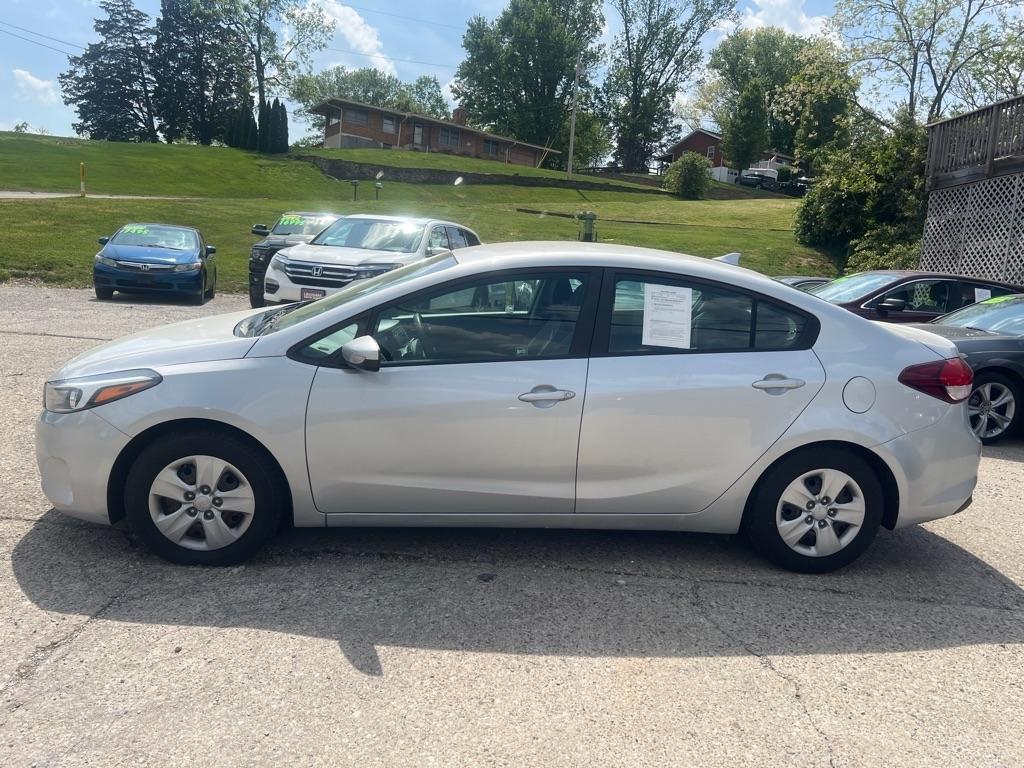 Kia Forte LX 5D Hatchback 2018