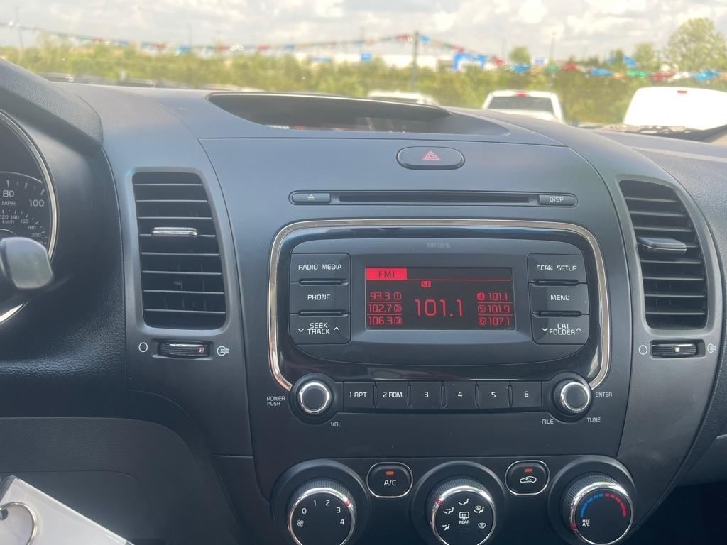 Kia Forte LX 5D Hatchback 2018