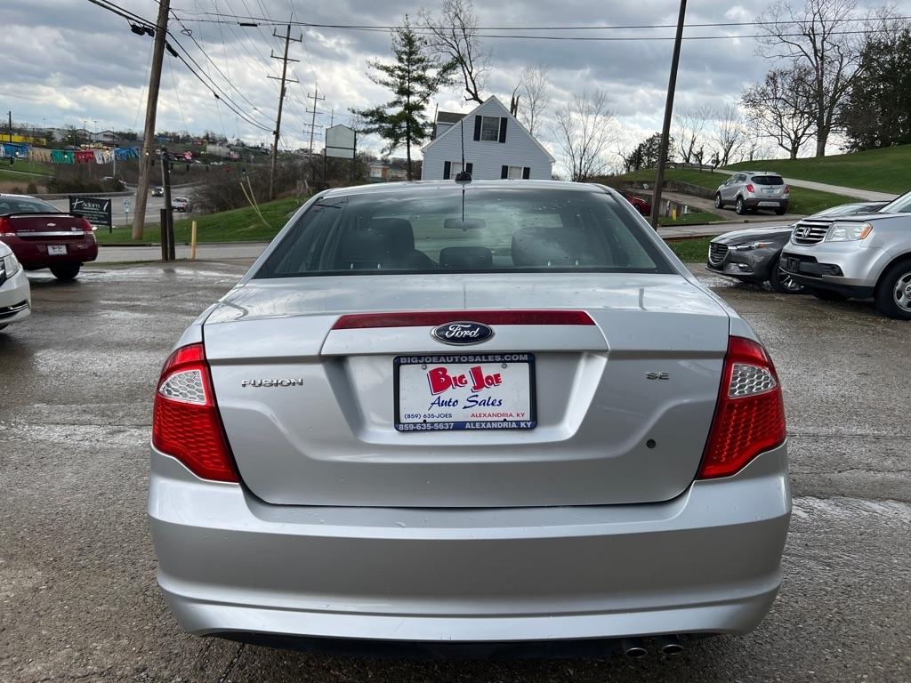 Ford Fusion SE 2012