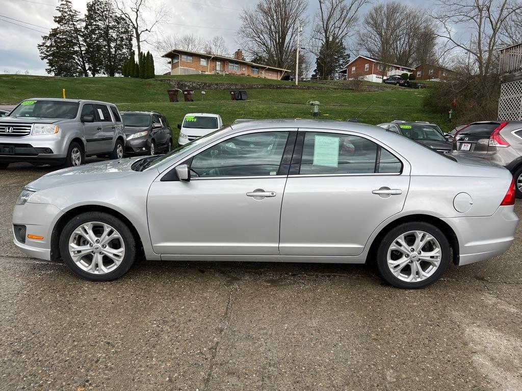 Ford Fusion SE 2012