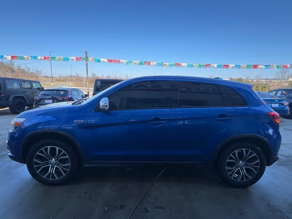 Mitsubishi Outlander Sport 2.0 ES 4WD CVT 2016