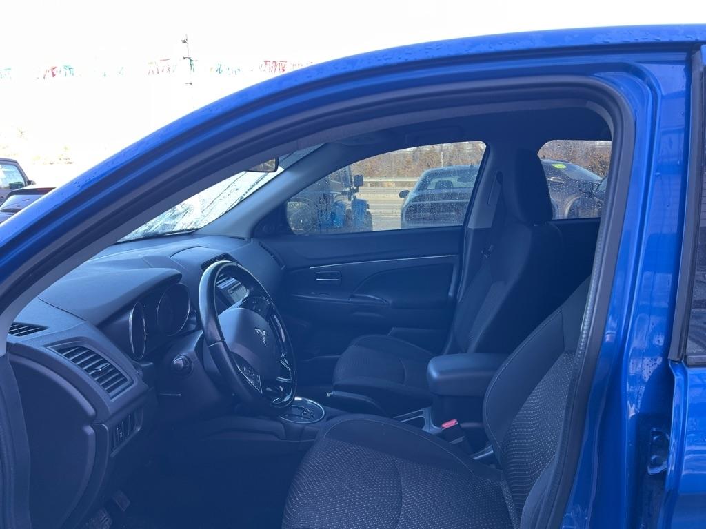 Mitsubishi Outlander Sport 2.0 ES 4WD CVT 2016