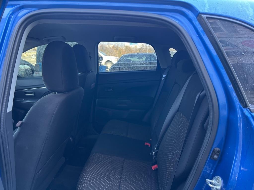 Mitsubishi Outlander Sport 2.0 ES 4WD CVT 2016