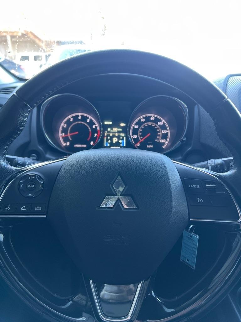 Mitsubishi Outlander Sport 2.0 ES 4WD CVT 2016