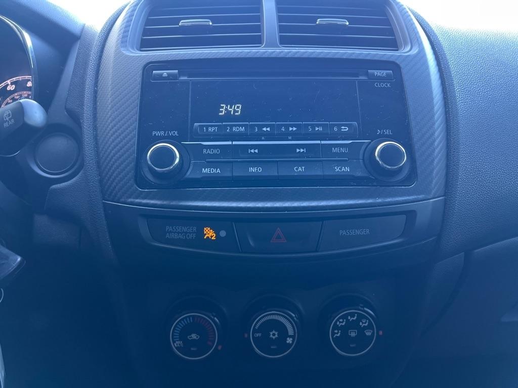 Mitsubishi Outlander Sport 2.0 ES 4WD CVT 2016