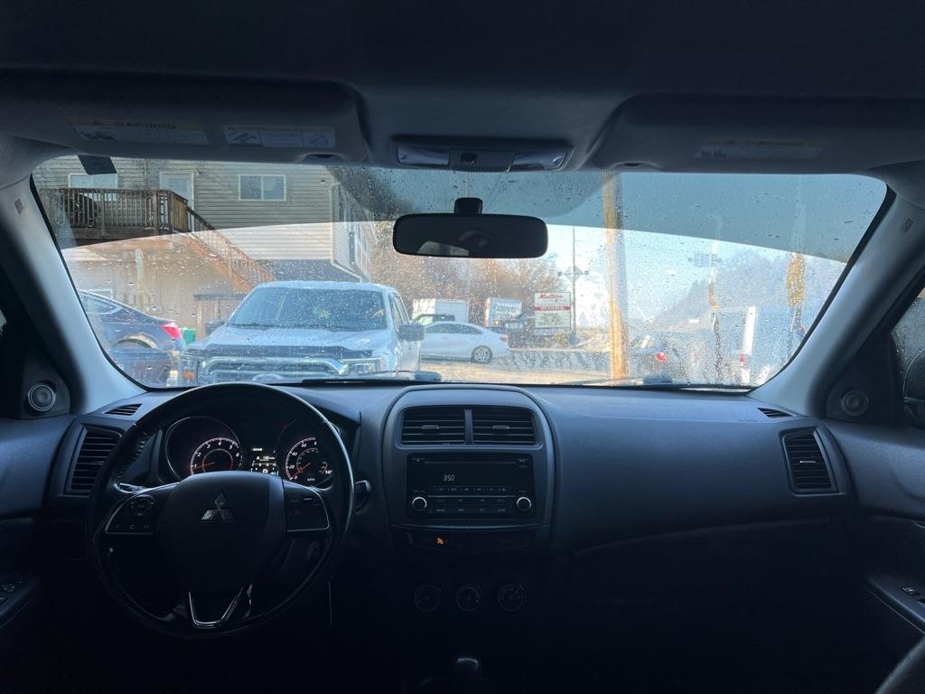 Mitsubishi Outlander Sport 2.0 ES 4WD CVT 2016