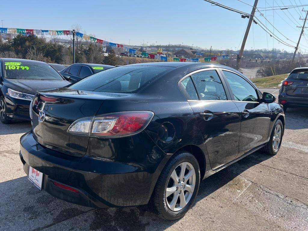Mazda MAZDA3 i Touring 4-door 2011