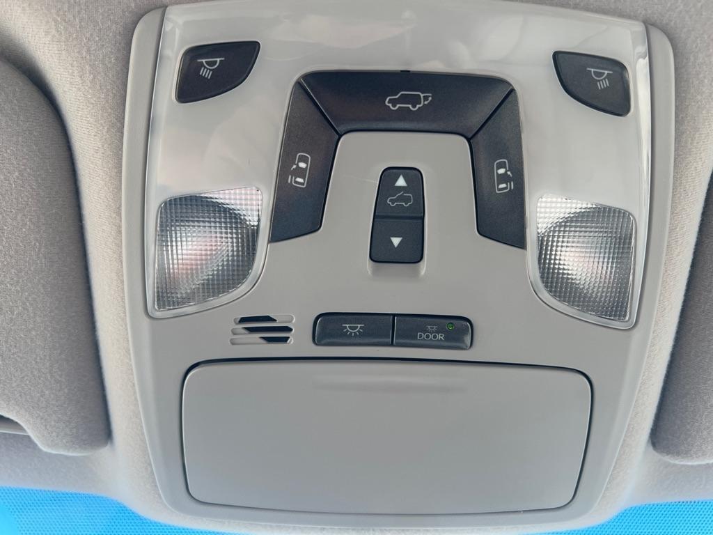 Toyota Sienna XLE FWD 8-Passenger V6 2014