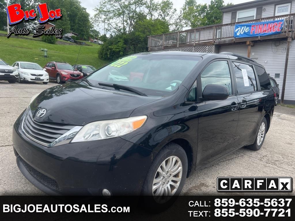 2014 Toyota Sienna XLE FWD 8-Passenger V6