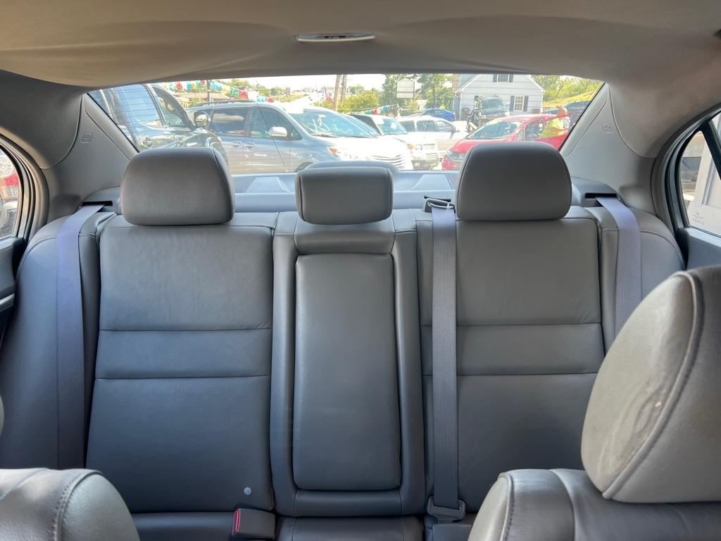 Honda Civic EX-L Sedan 5-Speed AT 2011