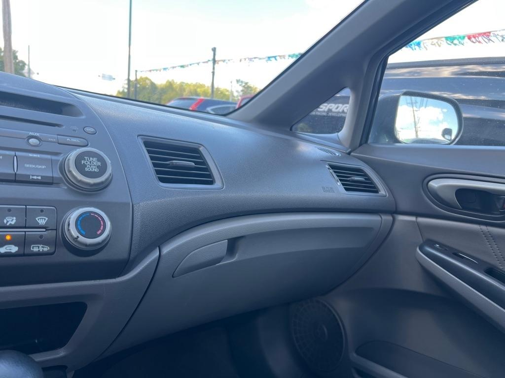 Honda Civic EX-L Sedan 5-Speed AT 2011